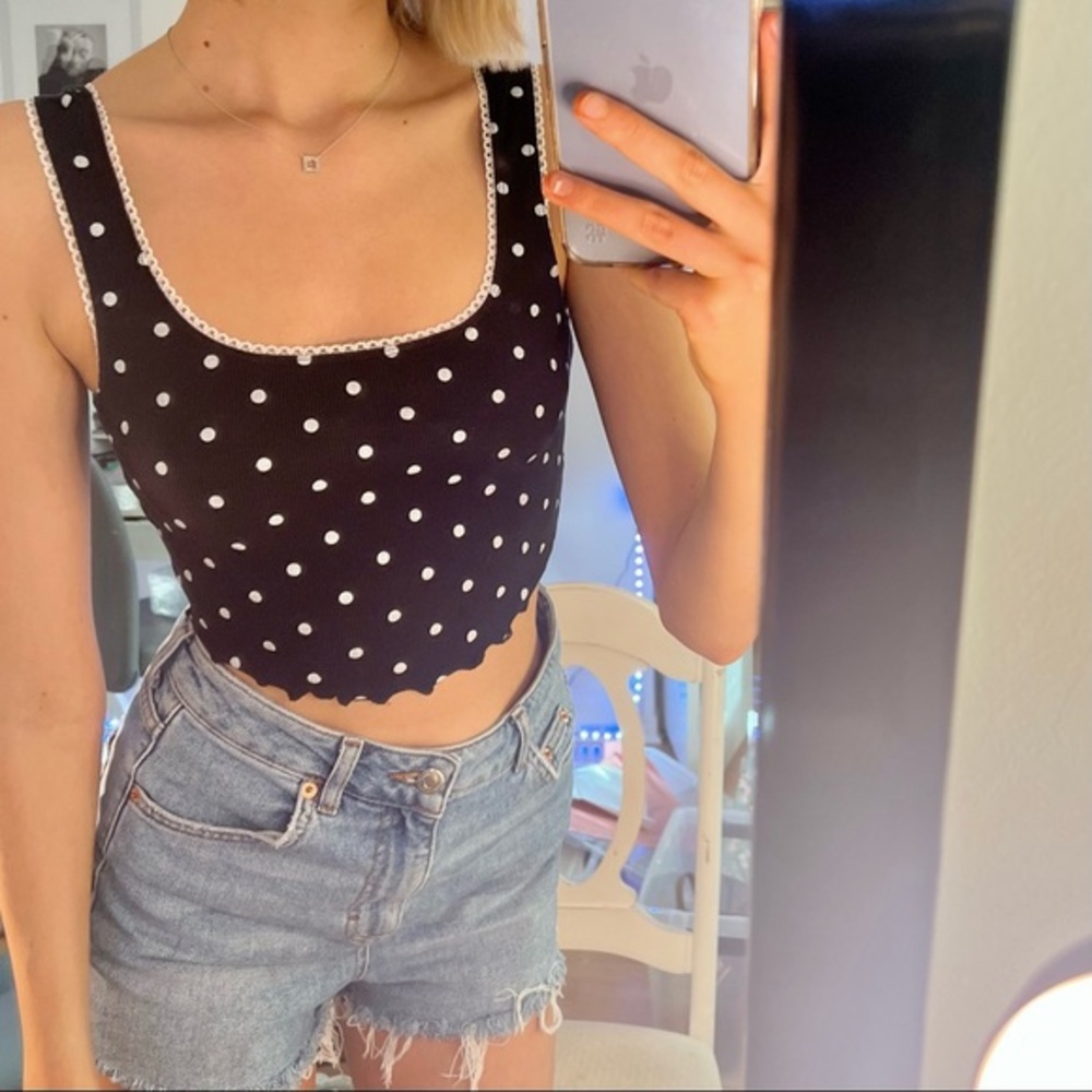 TOPSHOP⚫️DETAILED⚪️CROPPED TOP⚫️